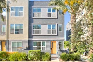 2041 W Place Drive, Costa Mesa, CA 92627