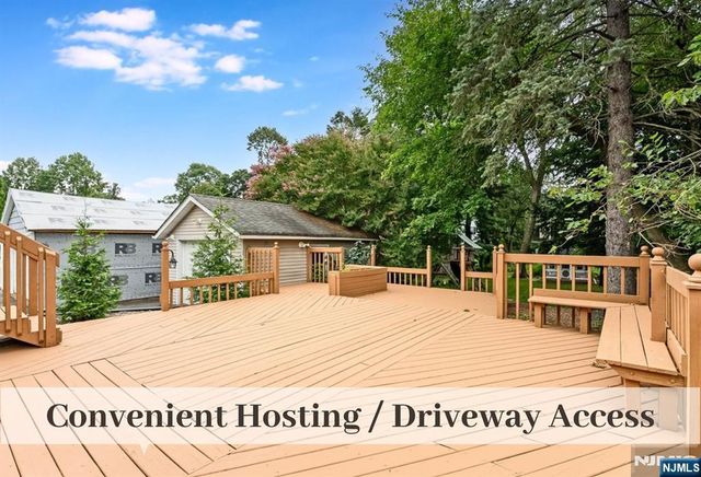 31 Kent Road, Glen Rock, NJ 07452