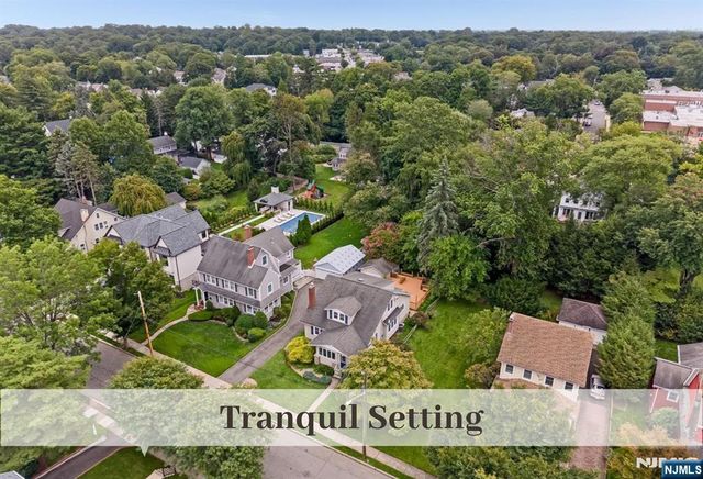 31 Kent Road, Glen Rock, NJ 07452