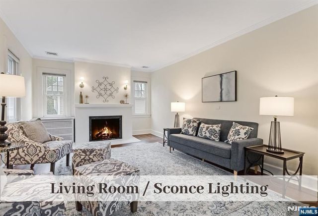 31 Kent Road, Glen Rock, NJ 07452