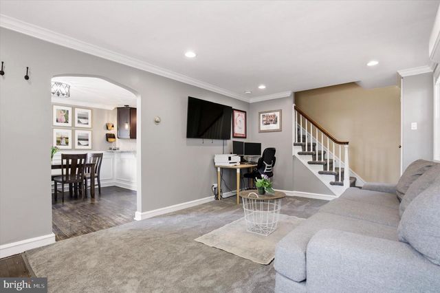 235 W KING ST, Pottstown, PA 19464