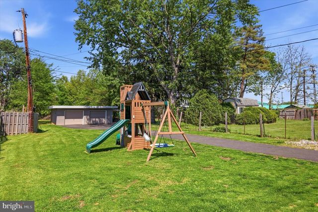235 W KING ST, Pottstown, PA 19464