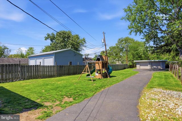 235 W KING ST, Pottstown, PA 19464