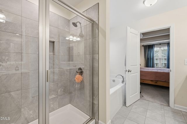 76 Cozy Brook Court, Clayton, NC 27520