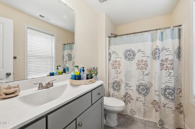 76 Cozy Brook Court, Clayton, NC 27520