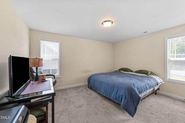 76 Cozy Brook Court, Clayton, NC 27520