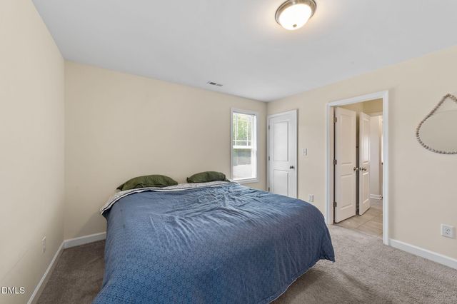 76 Cozy Brook Court, Clayton, NC 27520