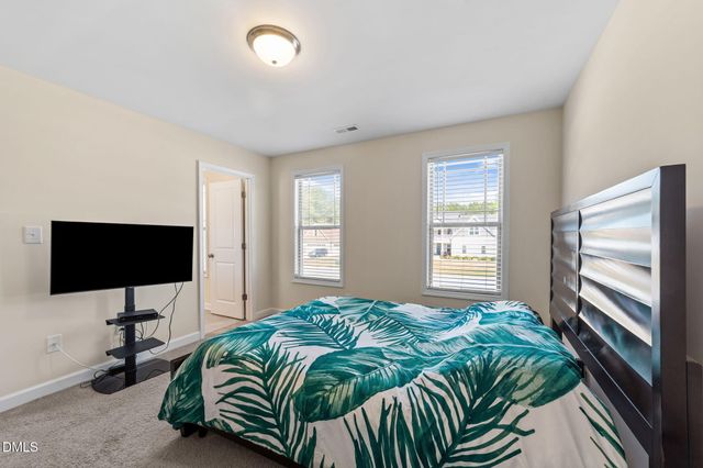 76 Cozy Brook Court, Clayton, NC 27520