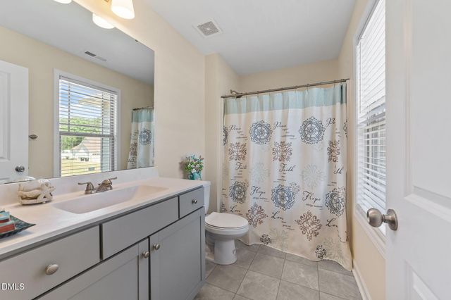76 Cozy Brook Court, Clayton, NC 27520
