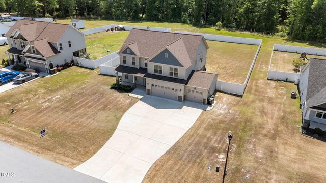 76 Cozy Brook Court, Clayton, NC 27520
