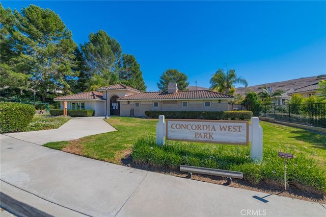 16 Charity, Irvine, CA 92612