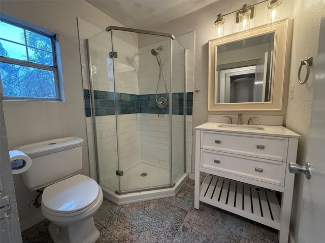 1235 VIRGINIA DRIVE, Orlando, FL 32803