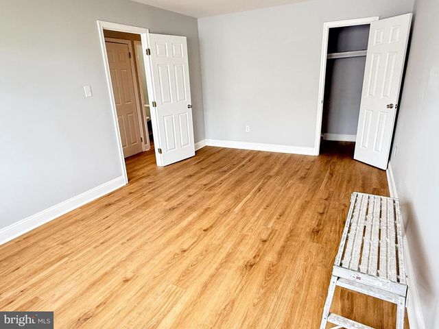 3 LAWRENCE CT, Sicklerville, NJ 08081