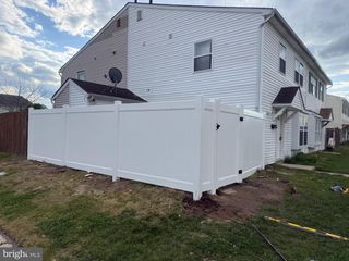 3 LAWRENCE CT, Sicklerville, NJ 08081