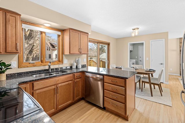 201 Lilac Lane, Shoreview, MN 55126