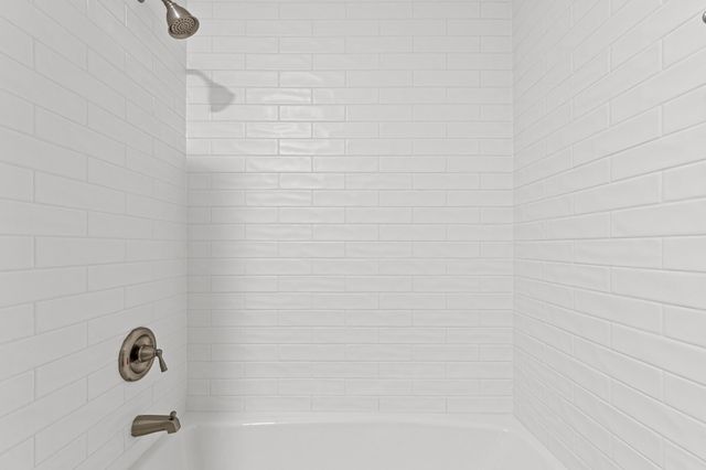 201 Lilac Lane, Shoreview, MN 55126