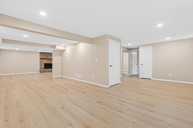 201 Lilac Lane, Shoreview, MN 55126