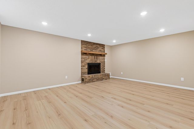 201 Lilac Lane, Shoreview, MN 55126