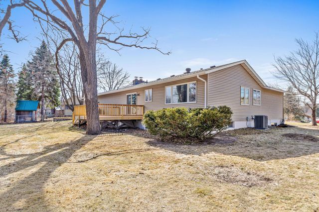 201 Lilac Lane, Shoreview, MN 55126
