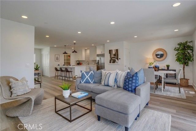 4601 E Ocean Boulevard, Long Beach, CA 90803
