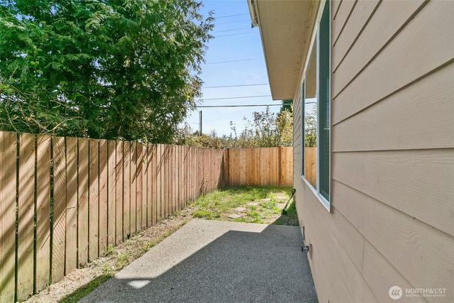 1714 Craig Road SE, Olympia, WA 98501