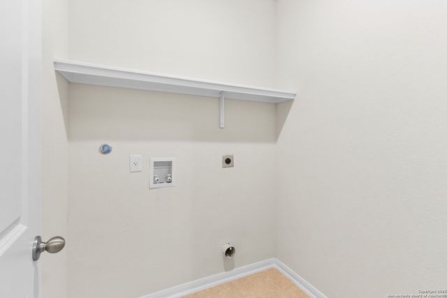 8904 Portobello Way, Converse, TX 78109