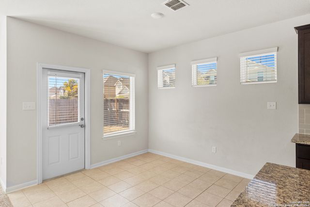8904 Portobello Way, Converse, TX 78109