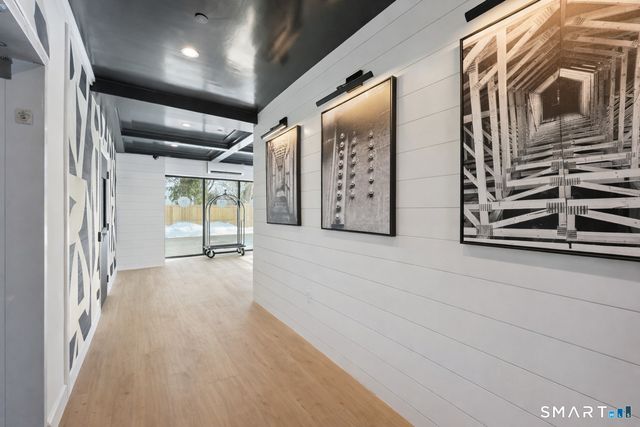 131 Beach Road 104, Fairfield, CT 06824