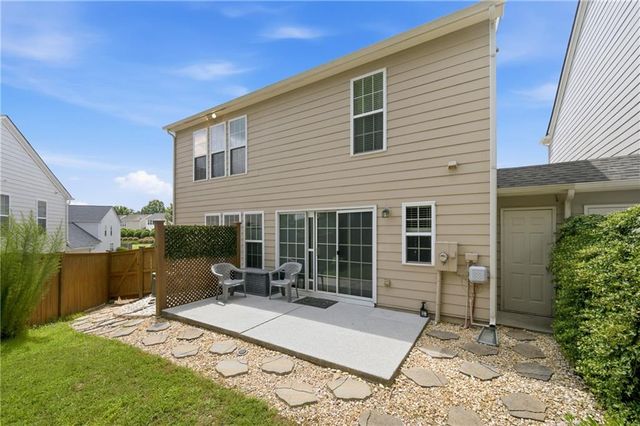 251 Balaban Circle, Woodstock, GA 30188