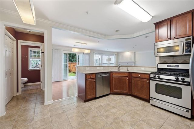 251 Balaban Circle, Woodstock, GA 30188