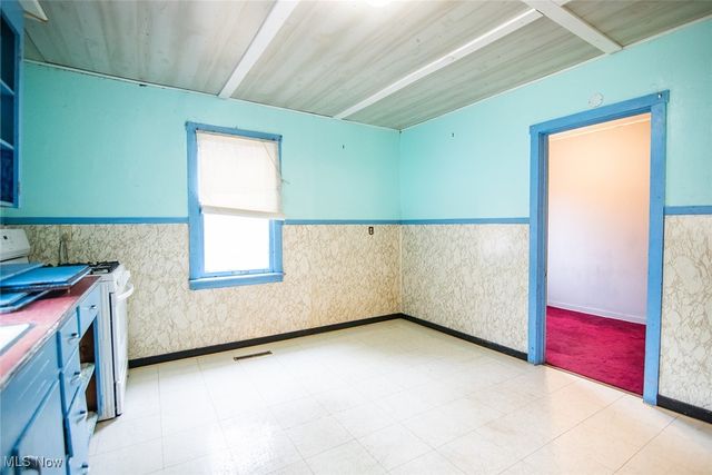 533 6th Street, Parkersburg, WV 26101