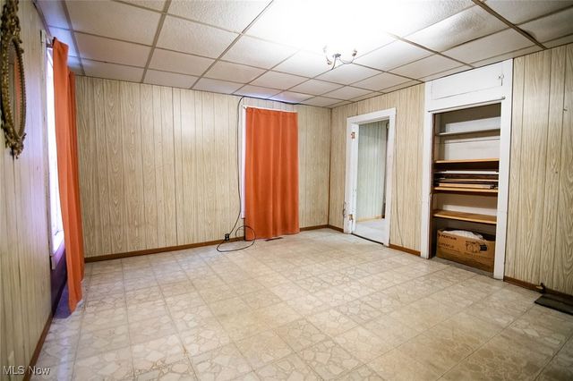 533 6th Street, Parkersburg, WV 26101