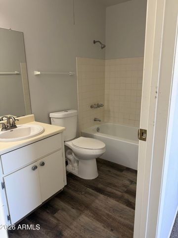 4630 N 68TH Street 204, Scottsdale, AZ 85251