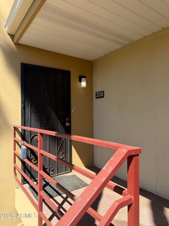 4630 N 68TH Street 204, Scottsdale, AZ 85251