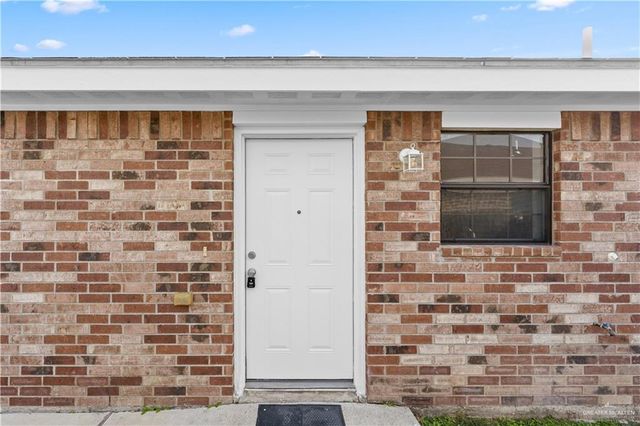2205 Ithaca Avenue B, Mcallen, TX 78501