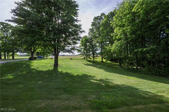 7660 Akron Avenue NW, Canal Fulton, OH 44614