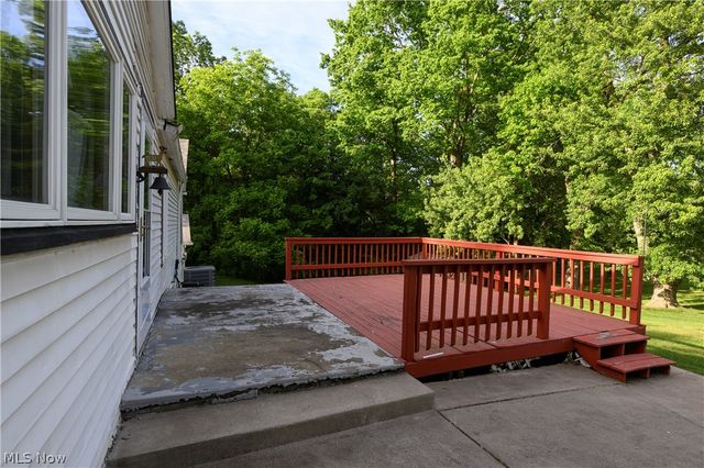 7660 Akron Avenue NW, Canal Fulton, OH 44614