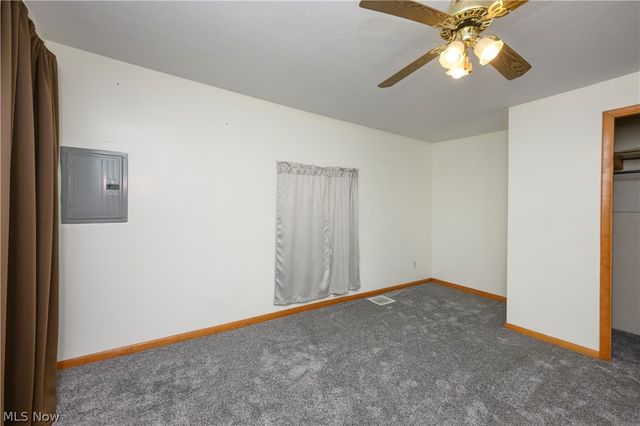 7660 Akron Avenue NW, Canal Fulton, OH 44614