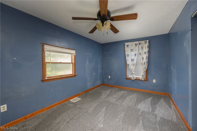 7660 Akron Avenue NW, Canal Fulton, OH 44614