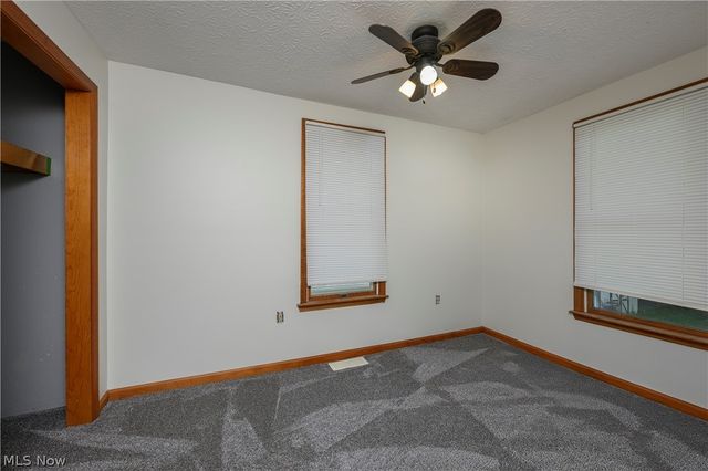 7660 Akron Avenue NW, Canal Fulton, OH 44614