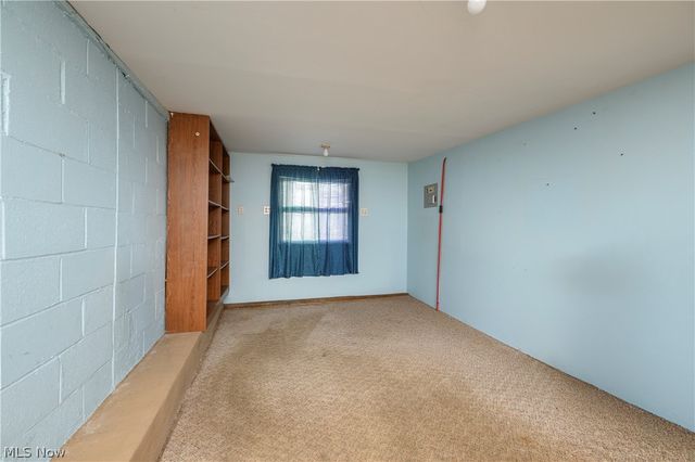 7660 Akron Avenue NW, Canal Fulton, OH 44614