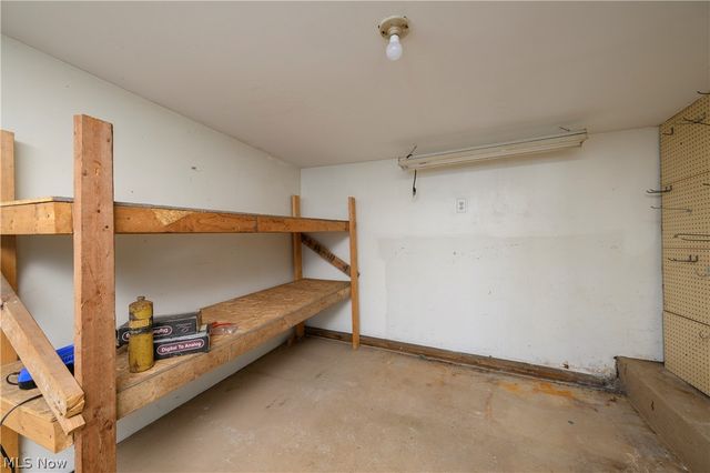 7660 Akron Avenue NW, Canal Fulton, OH 44614