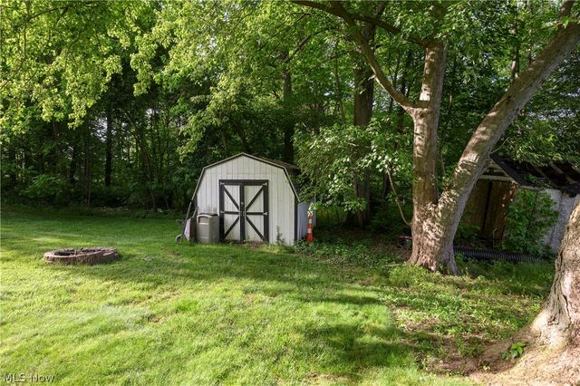 7660 Akron Avenue NW, Canal Fulton, OH 44614