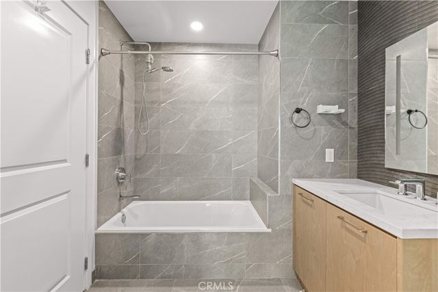 400 S Broadway 1607, Los Angeles, CA 90013