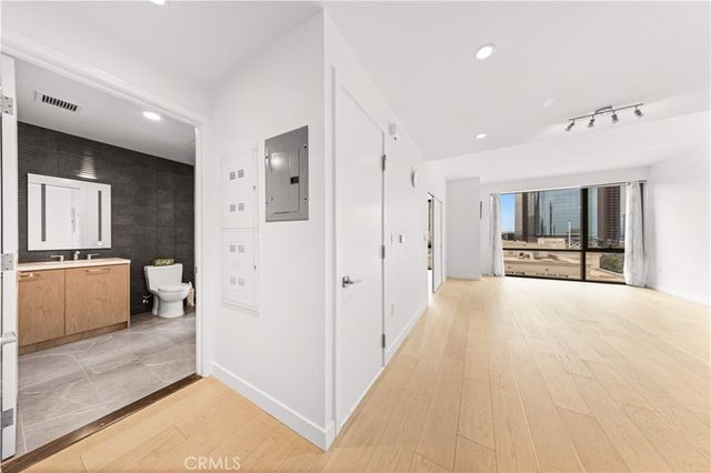 400 S Broadway 1607, Los Angeles, CA 90013