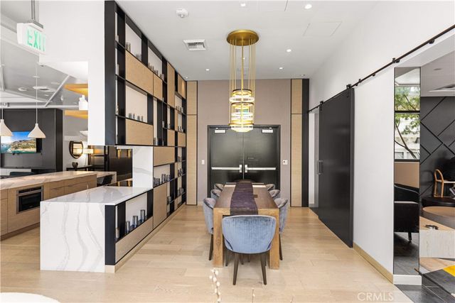 400 S Broadway 1607, Los Angeles, CA 90013