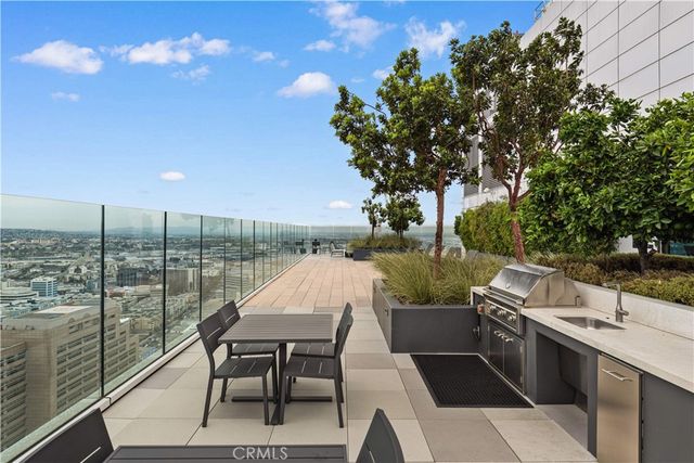 400 S Broadway 1607, Los Angeles, CA 90013