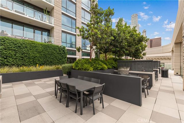 400 S Broadway 1607, Los Angeles, CA 90013