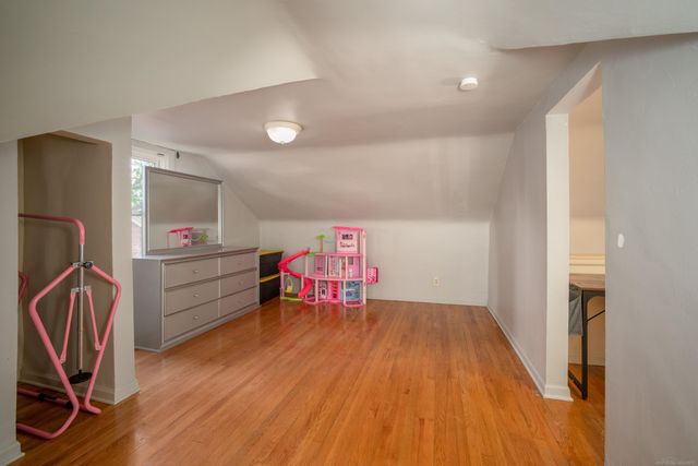 15214 Nehls Avenue, Eastpointe, MI 48021
