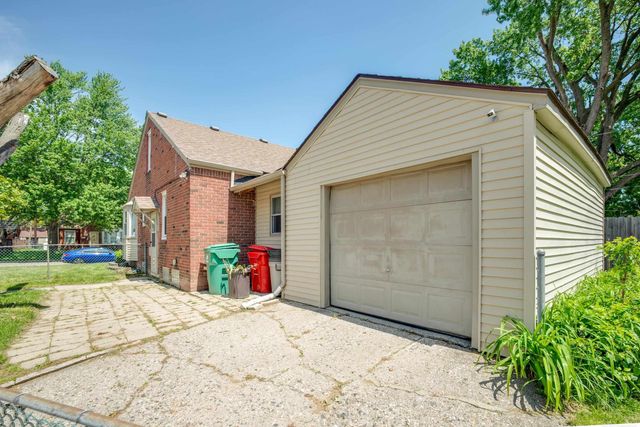 15214 Nehls Avenue, Eastpointe, MI 48021